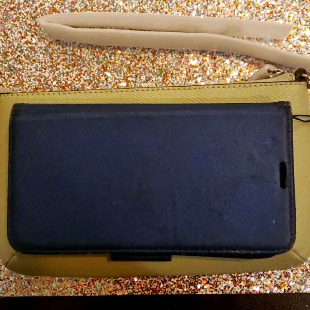 Coach Large Wristlet - Picture 3 of 3